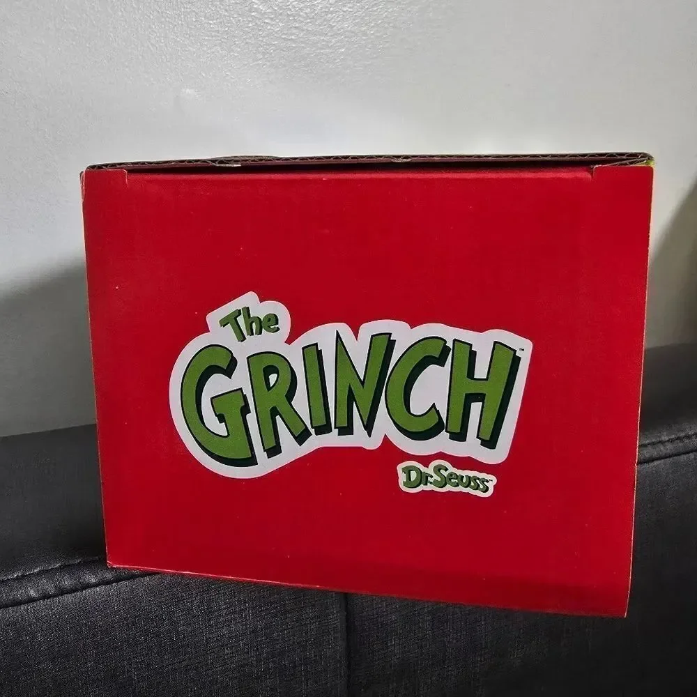 Grinch Tabletop Climber 17
